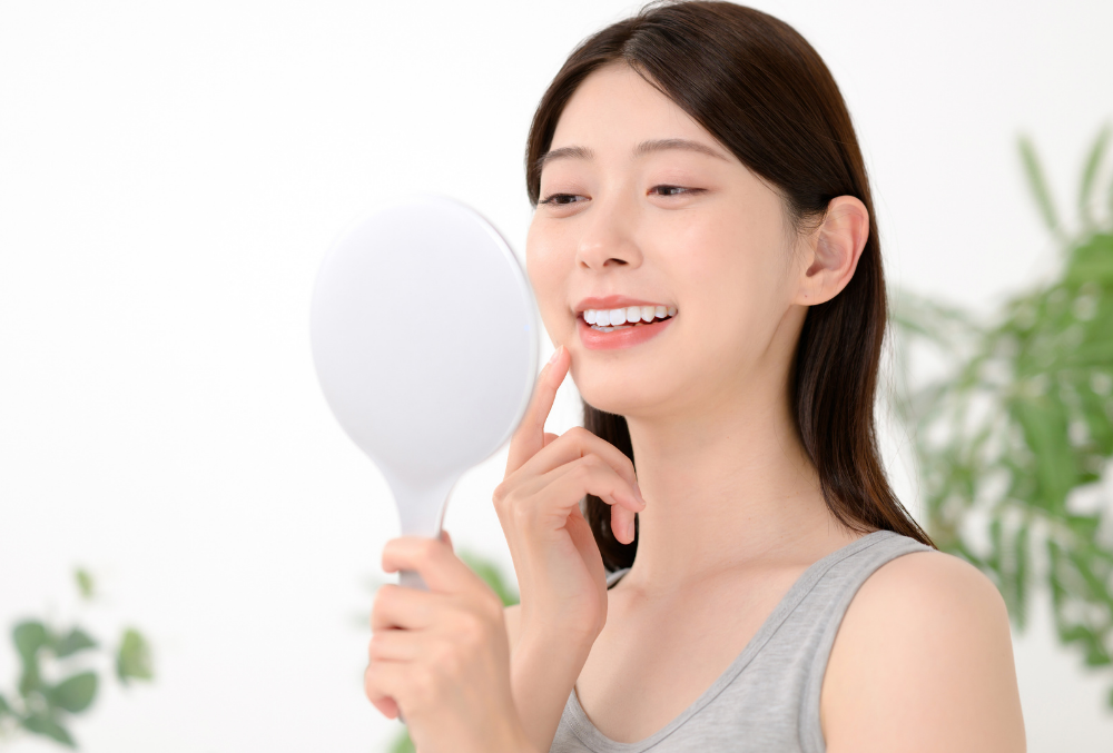 ミニッシュは何が違う?ラミネートベニアや歯列矯正との比較